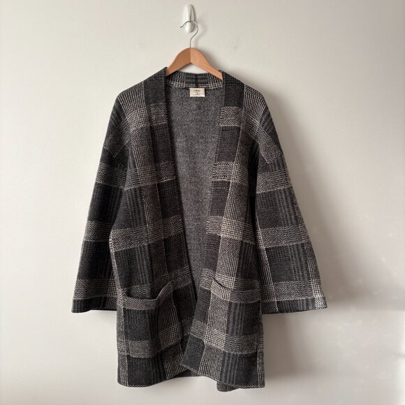 Aritzia Wilfred Brullon Sweater Cardigan Jacket in 100% Merino Wool Size Medium - Picture 3 of 6